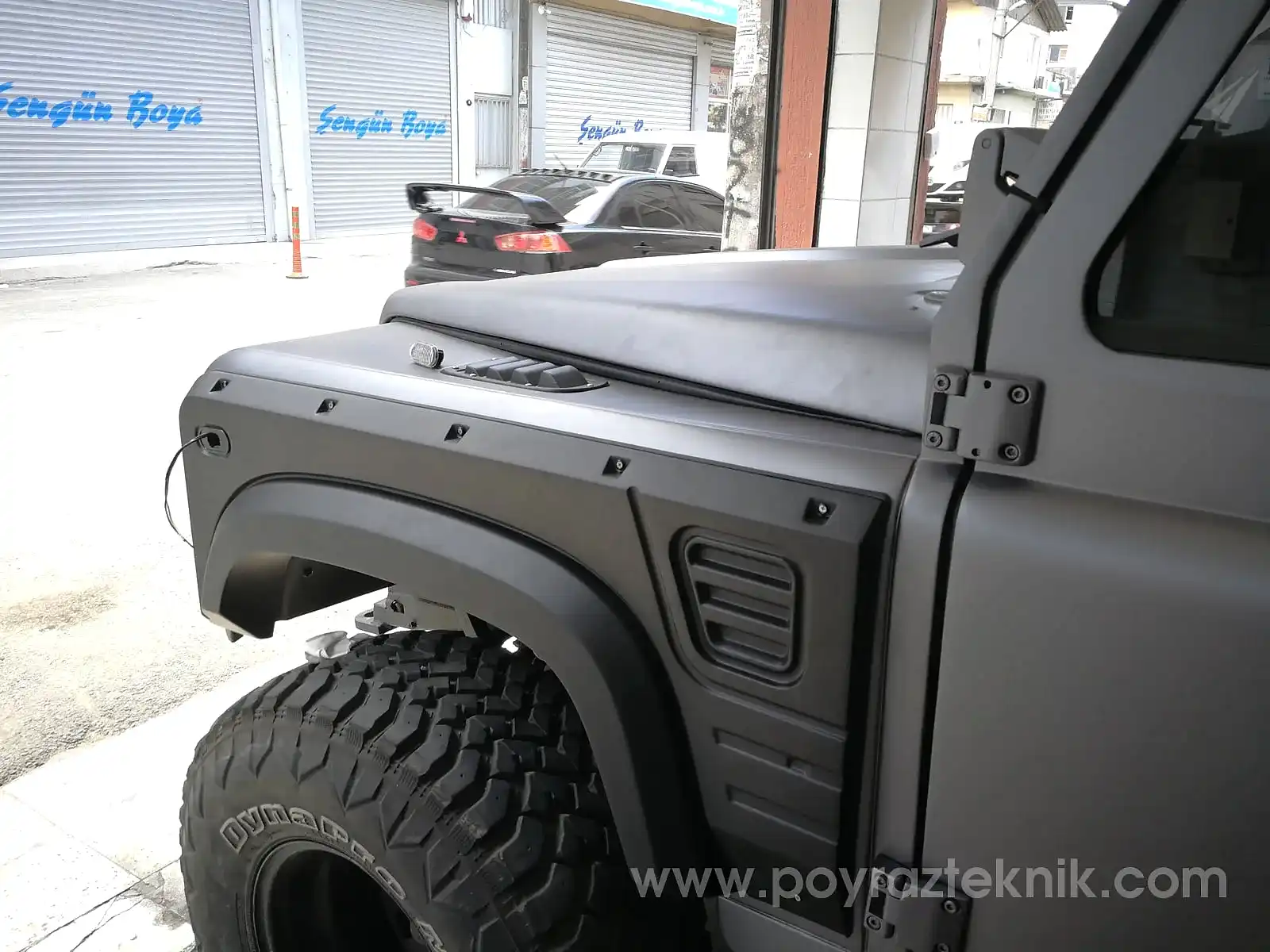 1988-land-rover-defender-25