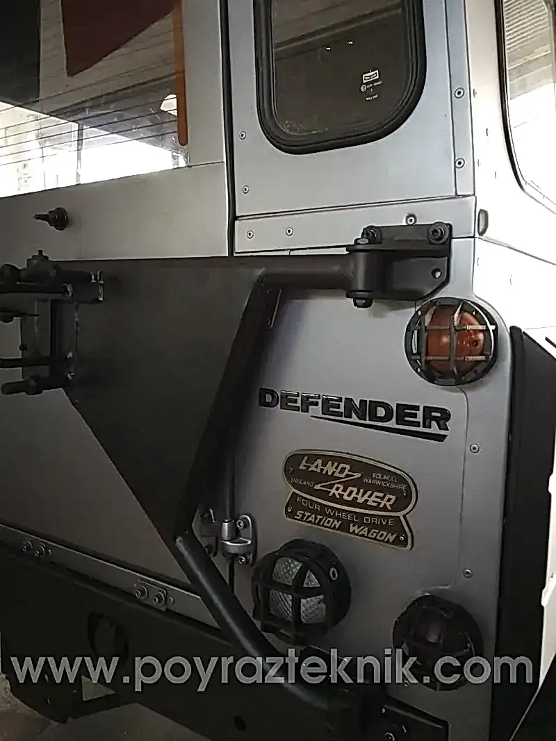 1988-land-rover-defender-26