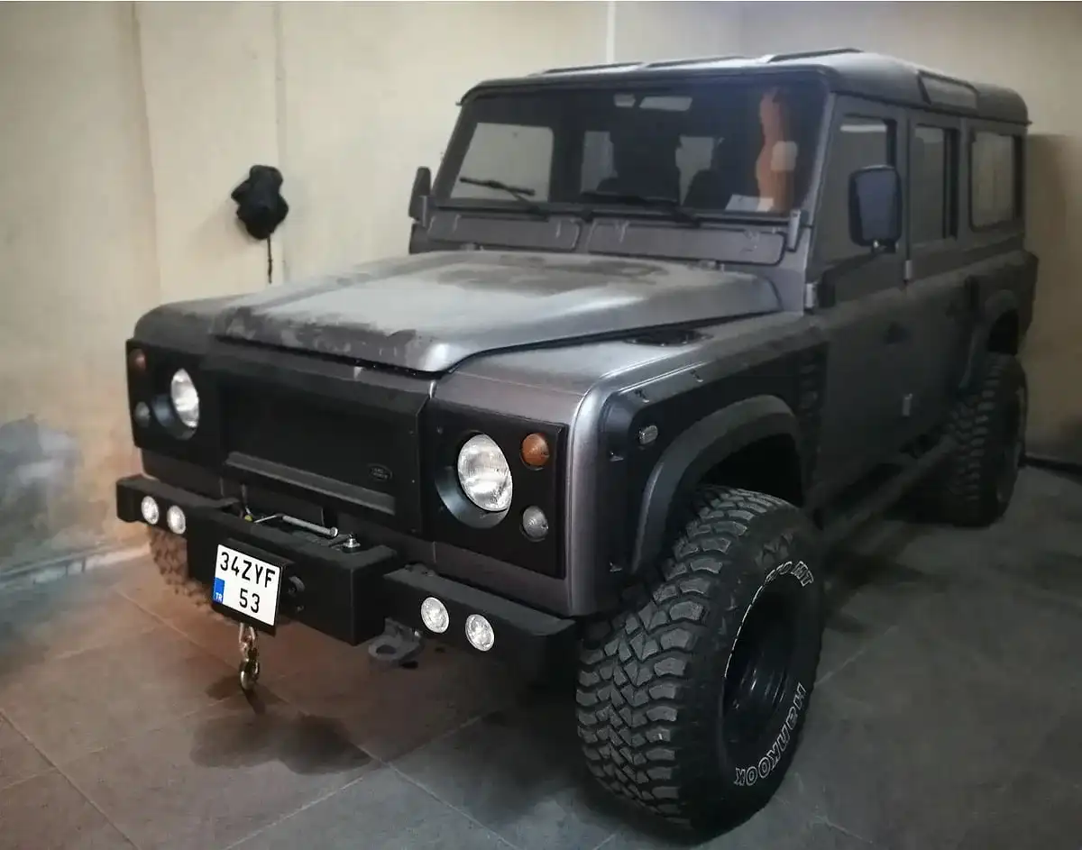 1988-land-rover-defender-29